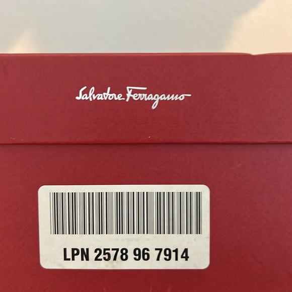 VINTAGE EUC SALVATORE FERRAGAMO WEDGE SZ 9.5 - Picture 6 of 6